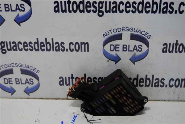 POLO Caja Reles