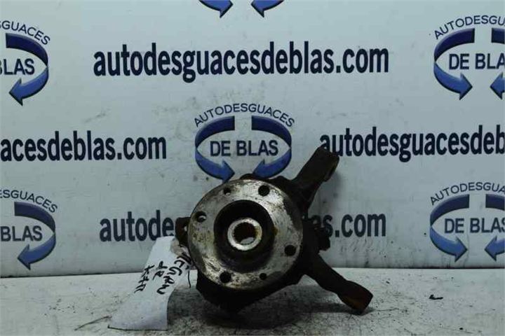 MEGANE I BERLINA HATCHBACK BA0 Mangueta Delantera Derecha MEGANE I BERLINA HATCHBACK BA0 Mangueta Delantera Derecha