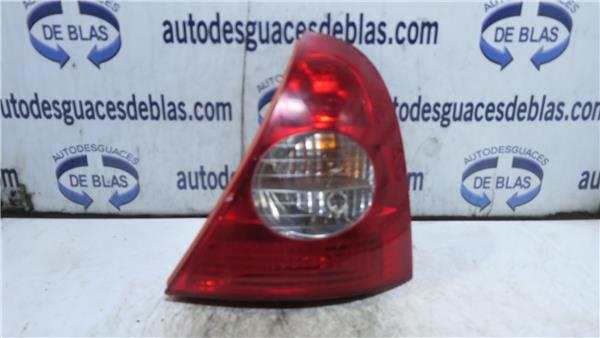 CLIO II FASE II BCB0 Piloto Trasero Derecho