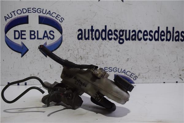 AVENSIS CROSS SPORT T27 Bomba Freno
