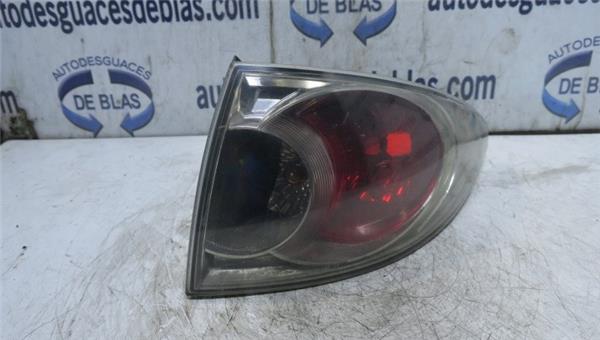 6 MONOVOLUMEN GY Piloto Trasero Derecho