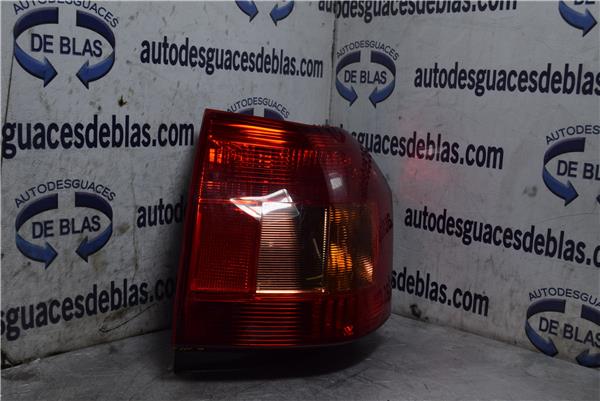 COROLLA E12 Piloto Trasero Izquierdo COROLLA E12 Piloto Trasero Izquierdo