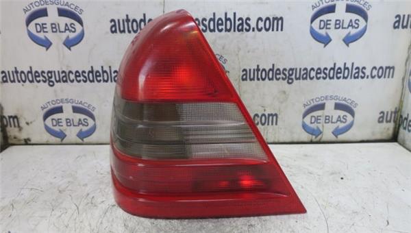 Clase C BM 202 Berlina 04.1993- Piloto Trasero Izquierdo Clase C BM 202 Berlina 04.1993- Piloto Trasero Izquierdo