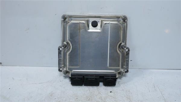 C5 Berlina 2001- Centralita motor uce