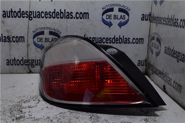 ASTRA GTC Piloto Trasero Izquierdo