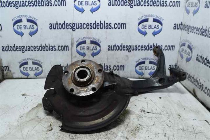 PASSAT BERLINA 3B3 Mangueta Delantera Derecha PASSAT BERLINA 3B3 Mangueta Delantera Derecha