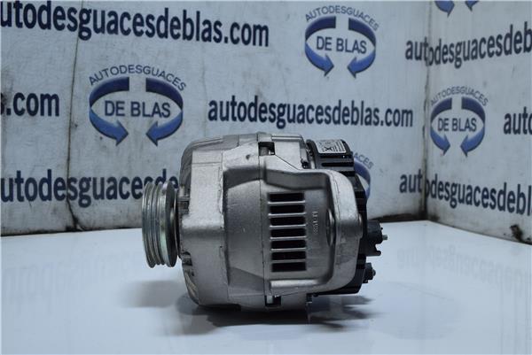 MEGANE I BERLINA HATCHBACK BA0 Alternador