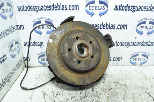 CLASE M W163 Mangueta Delantera Izquierda