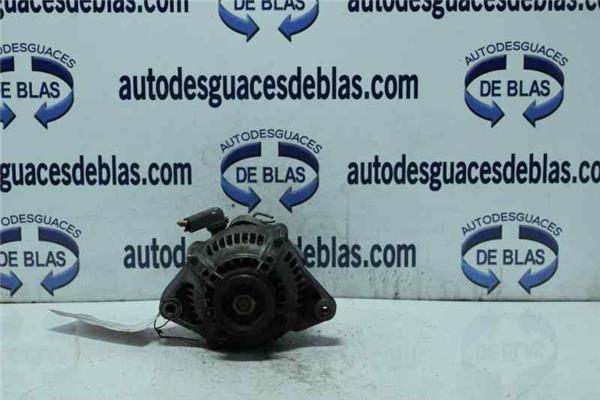 CAMRY V10 Alternador