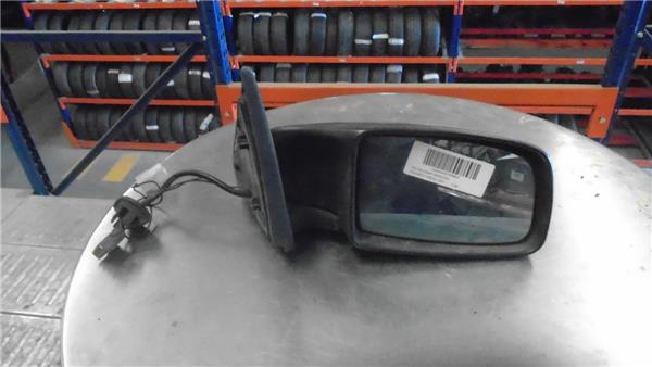 605 Retrovisor Derecho