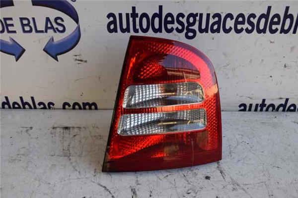 OCTAVIA BERLINA 1U2 Piloto Trasero Derecho