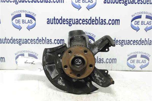 OCTAVIA BERLINA 1U2 Mangueta Delantera Derecha