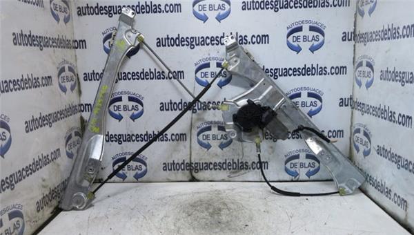 Clio III 2005- Elevalunas Electrico Delantero Izquierdo Clio III 2005- Elevalunas Electrico Delantero Izquierdo
