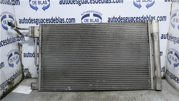 CORSA D Condensador