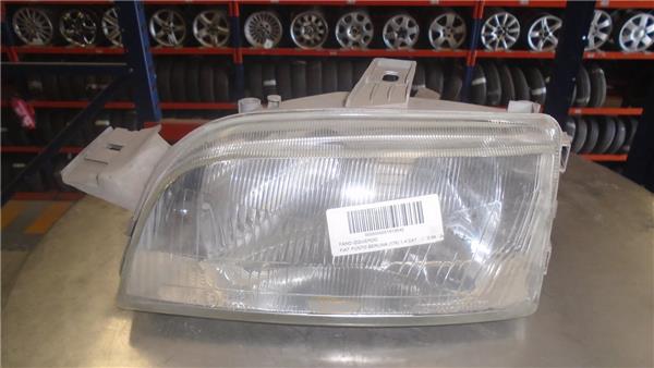 PUNTO BERLINA 176 Faro Delantero Izquierdo