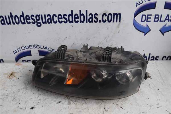 PUNTO BERLINA 188 Faro Delantero Izquierdo