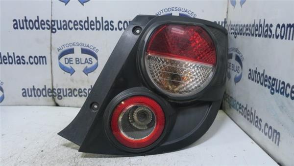 AVEO Piloto Trasero Derecho AVEO Piloto Trasero Derecho
