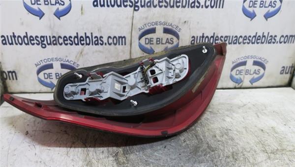 Clase A BM 16906.2004- Piloto Trasero Derecho