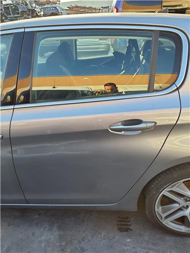 puerta trasera izquierda peugeot 308 2013 12