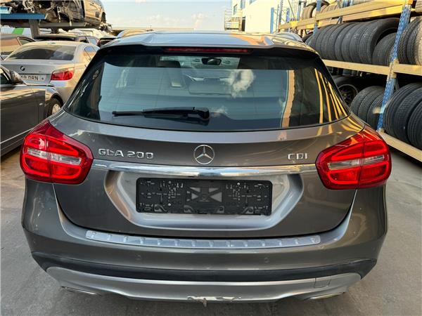 porton trasero mercedes benz clase gla bm 156