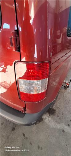 piloto trasero derecho volkswagen caddy 2k 02