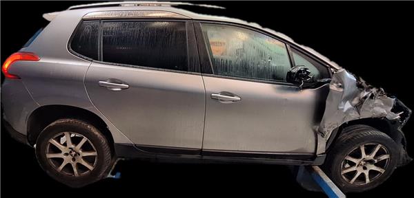 puerta delantera derecha peugeot 2008 032013
