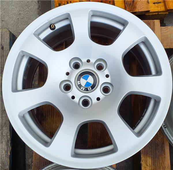 llanta bmw serie 5 berlina e60 2003 22 520i