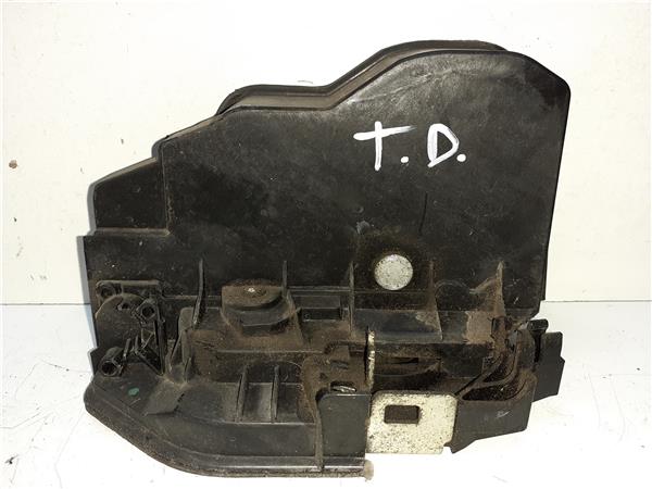cierre electromagnetico trasero derecho bmw s