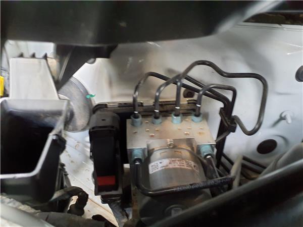 nucleo abs bmw serie 1 berlina f40 2019 20 1