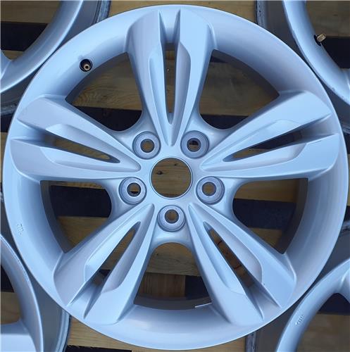 llanta hyundai ix35 ellm 2010 20 classic 2wd