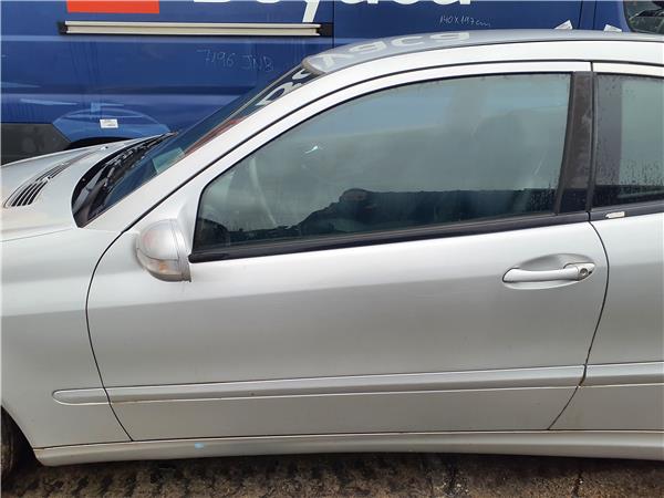 puerta delantera izquierda mercedes benz clas