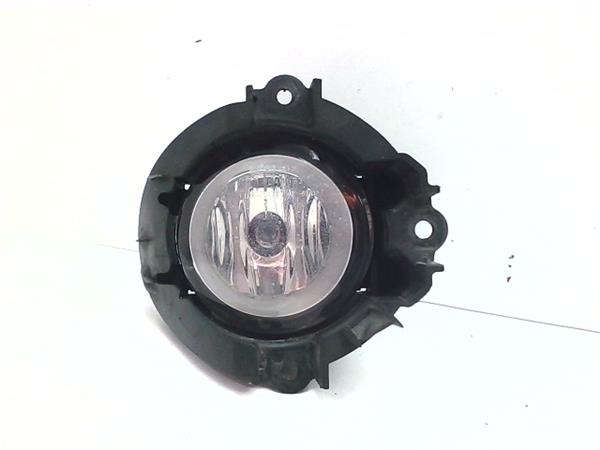 faro antiniebla derecho toyota avensis cross