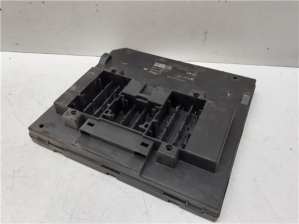 caja reles volkswagen golf vii 5g1be1 092012 