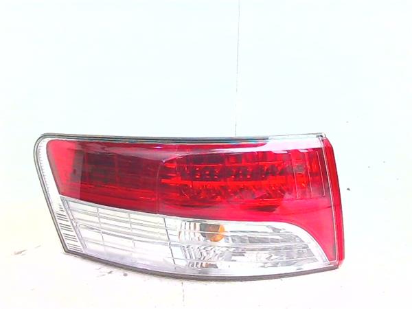 piloto trasero izquierdo toyota avensis t27 2