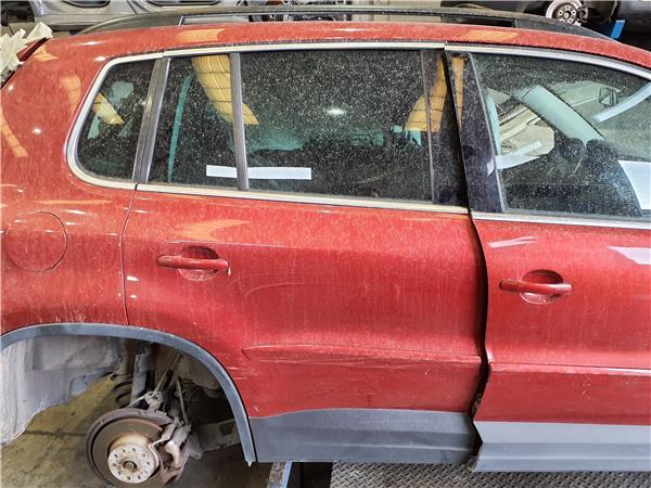 puerta trasera derecha volkswagen tiguan 5n1