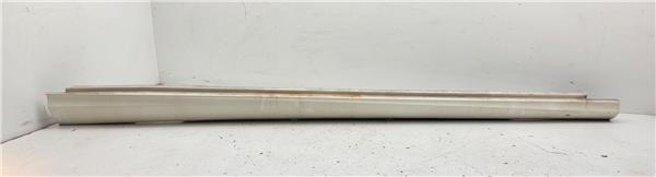 spoiler talonera lateral derecha mercedes ben