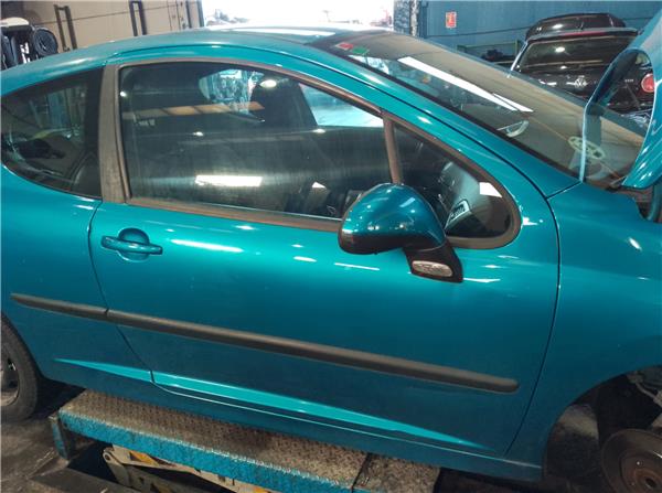 puerta delantera derecha peugeot 207 2006 14