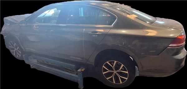 puerta trasera izquierda volkswagen passat berlina (3g2)(07.2014 >) 1.6 advance bmt [1,6 ltr.   88 kw tdi dpf]