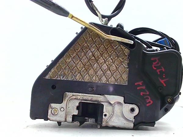 cerradura puerta trasera izquierda mercedes b