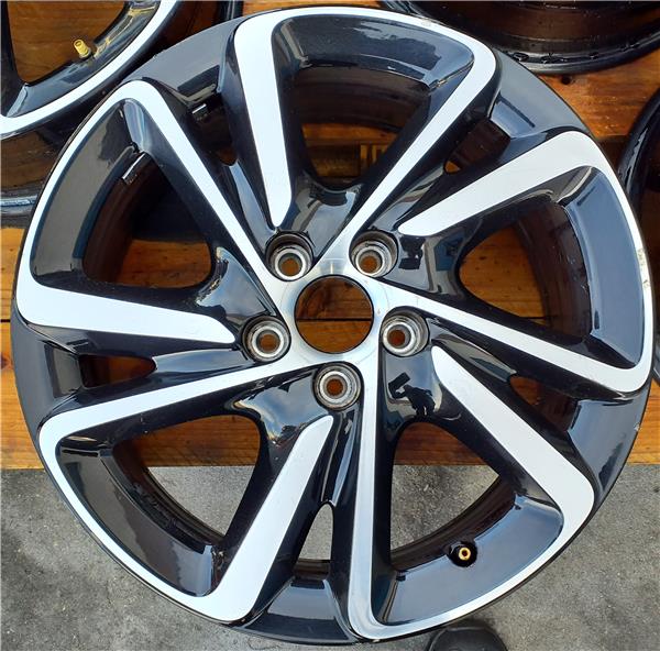 llanta citroen grand c4 picassospacetourer 05