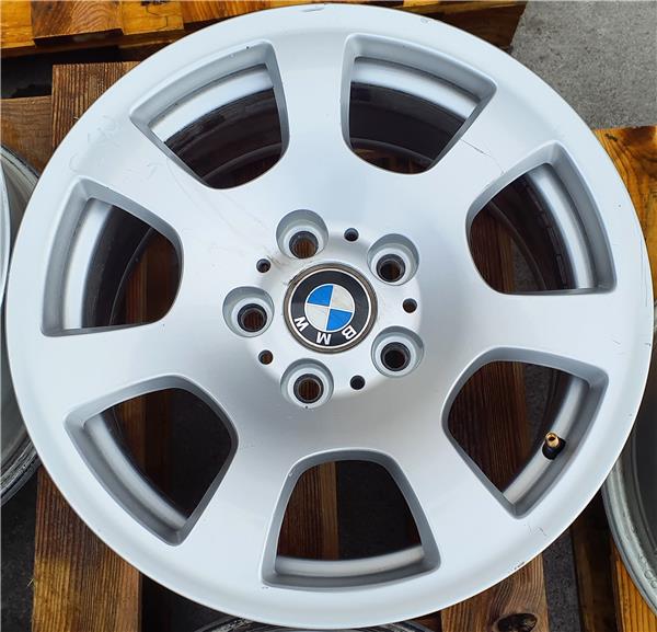 llanta bmw serie 5 berlina e60 2003 22 520i