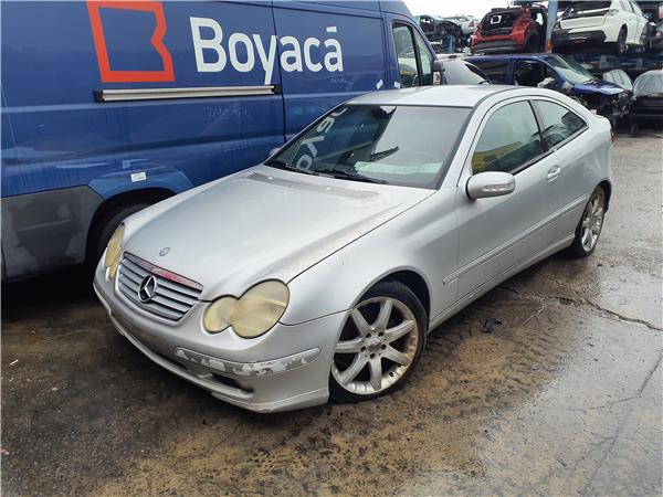 ciguenal mercedes benz clase c bm 203 sportco