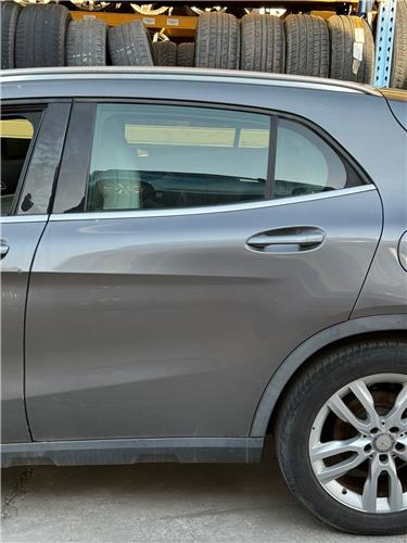 puerta trasera izquierda mercedes benz clase