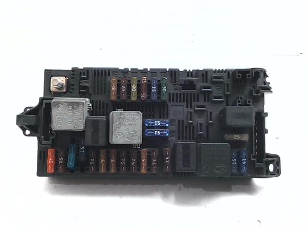 caja fusiblesrele mercedes benz clase e bm 21