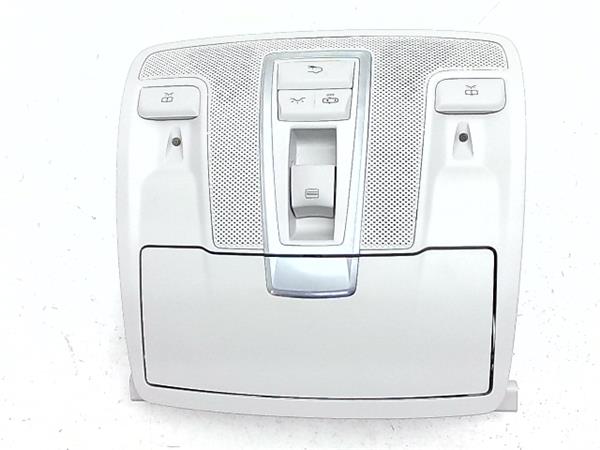 luz delantero central techo mercedes benz cla