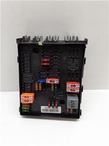 caja fusiblesrele volkswagen passat berlina 3