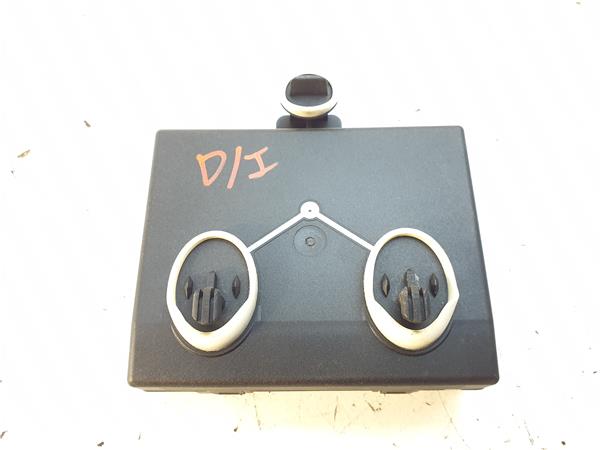 centralita cierre puerta delantera izquierda