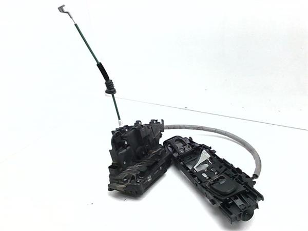 cerradura puerta trasera derecha mercedes ben