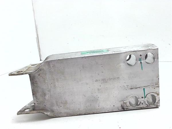 refuerzo paragolpes derecho mercedes benz cla