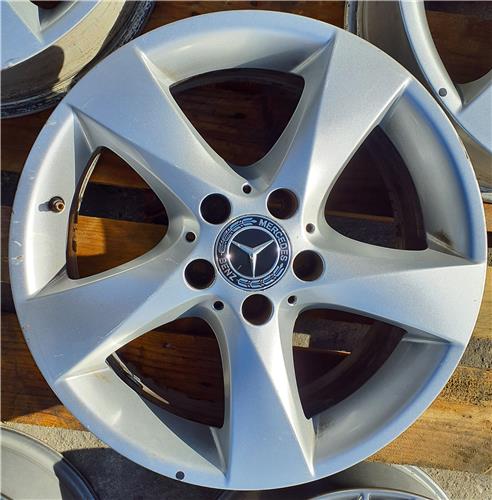 llanta mercedes benz vito tourer 447 072014